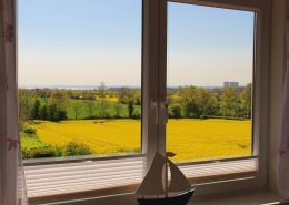 Blick aus dem Fenster bis zum Ostsee